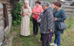 Экскурсия в этнографический музей крестьянского быта в селе Кутарбитка