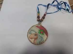 Мастер-класс «Волшебный шар: встречаем год Лошади!»