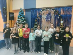 Мастер-класс «Волшебный шар: встречаем год Лошади!»